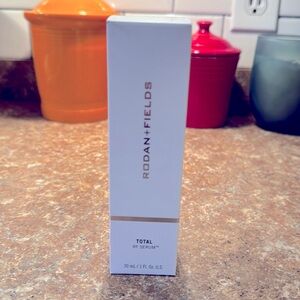 Rodan Fields RF serum